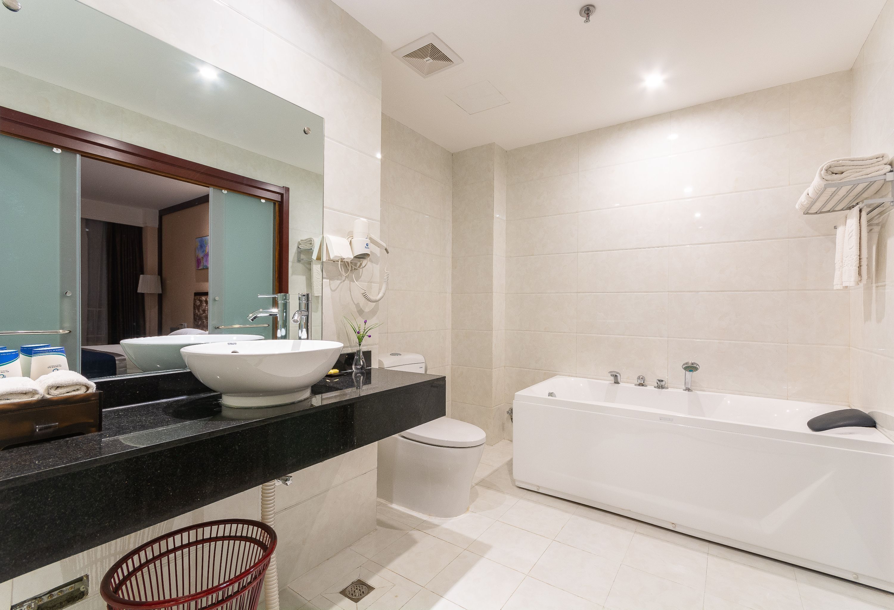 shower, free toiletries, hair dryer, slippers