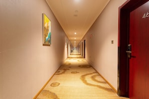Hallway - Hubei Konggang Business Hotel (Wuhan)