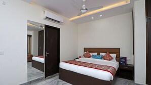 Executive Double Room - SAR KAMLA DHAM (Mathura)