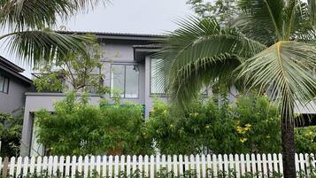 Villa, 3 Bedrooms, Garden View | Garden view