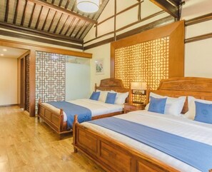 Family Room | Free WiFi, bed sheets - Floral Hotel Rainview Pavilion (Suzhou)