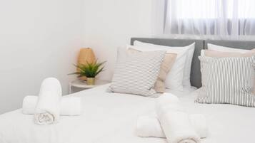 4 habitaciones, ropa de cama de alta calidad y cubrecamas