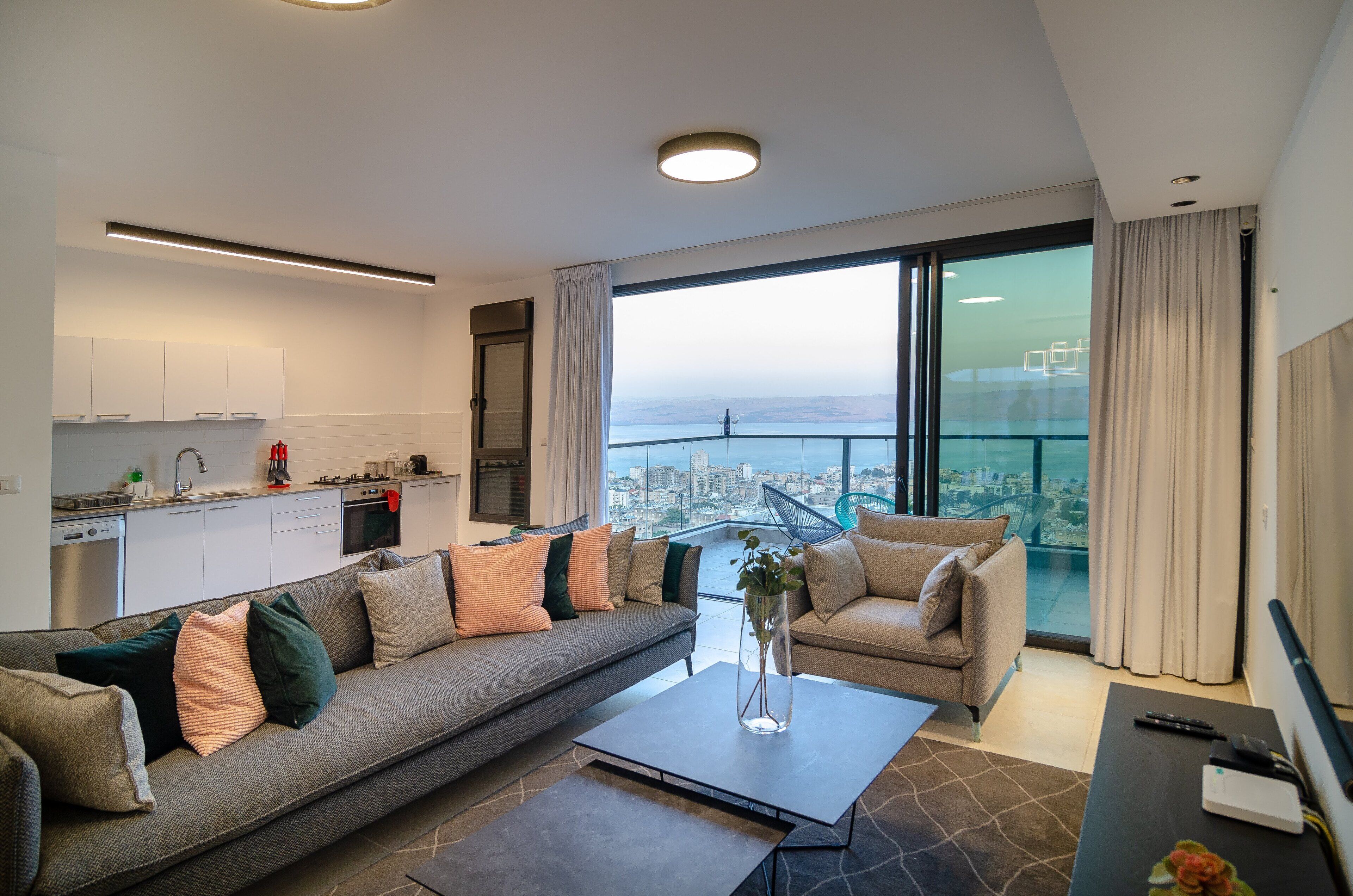 Luxury Apartment | Living room | Flat-screen TV