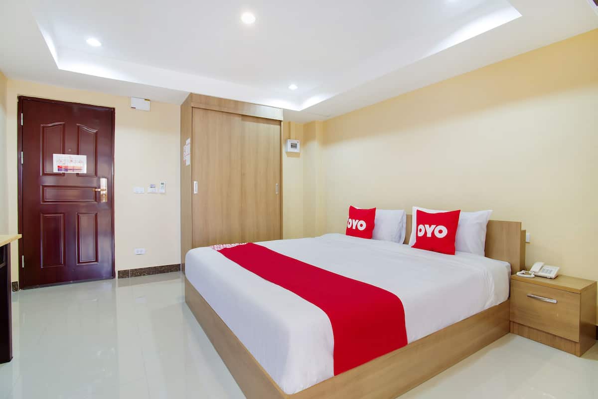 Standard Double Room | Desk, free WiFi