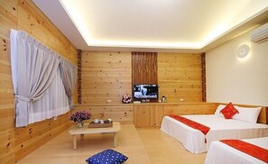 Blackout curtains, free WiFi, bed sheets