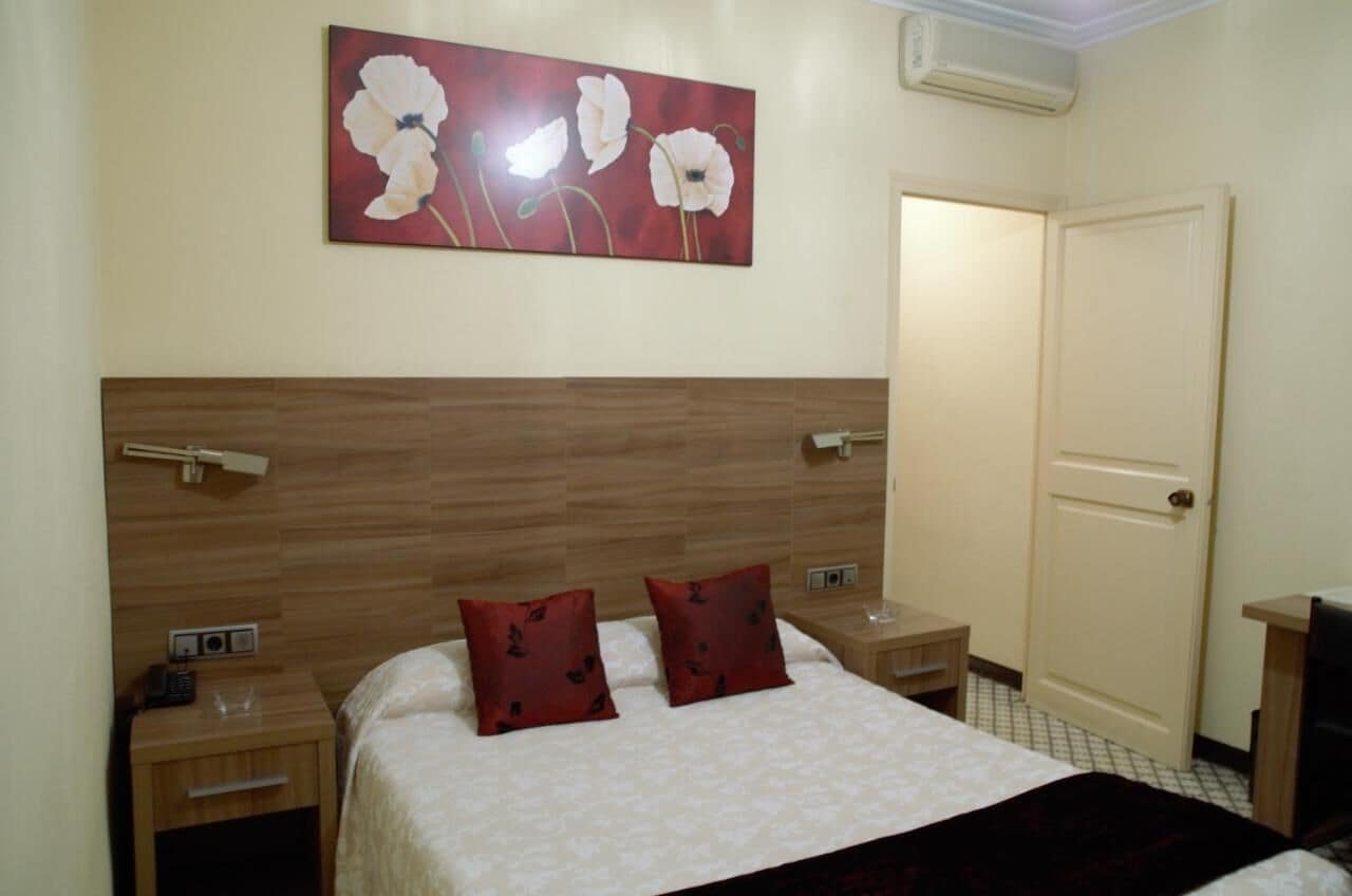 Standard Double Room, 1 Queen Bed | Cribs/infant beds, free WiFi, bed sheets, wheelchair access