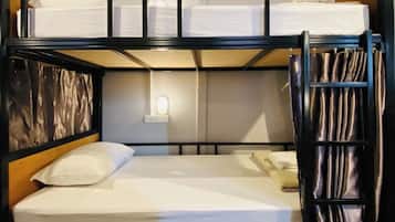 Female Dormitory Room, 8-Beds with Shared Bathroom | 1 bedroom, Egyptian cotton sheets, premium bedding, desk