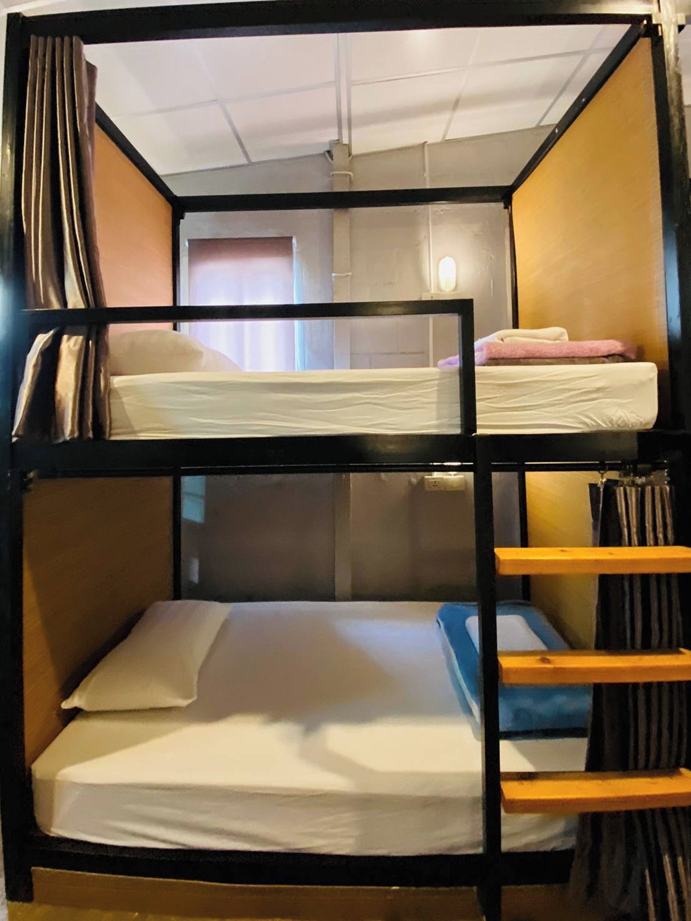 Sábanas de algodón egipcio, ropa de cama de alta calidad y escritorio 