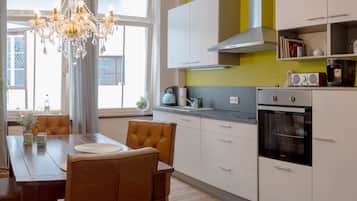 Apartment (1) | Eigene Küche | Kühlschrank, Ofen, Herdplatte, Geschirrspüler