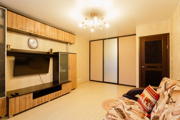 1 bedroom, desk, iron/ironing board, free WiFi