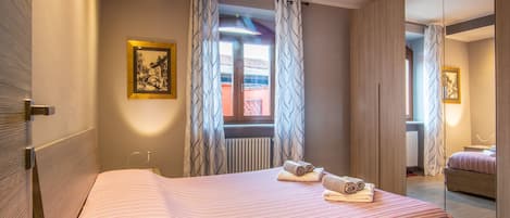 Phòng đôi Premium, quang cảnh vườn | Bàn, màn/rèm cản sáng, nôi (giường cho trẻ sơ sinh) miễn phí