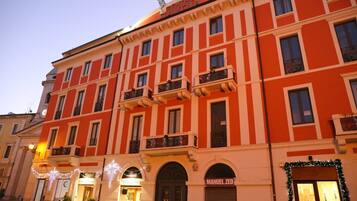 Front of property – evening/night