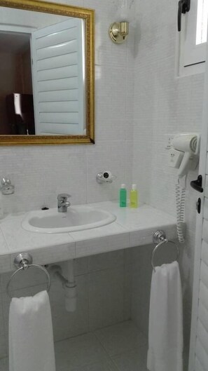 Ferienhaus (1 Bedroom) | Badezimmer