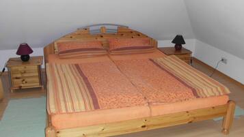 3 Schlafzimmer, Reisekinderbett, WLAN