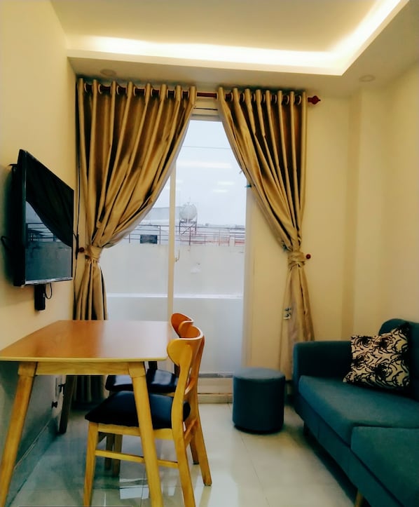 Living area - Cuu Long House - BUDGET (Ho Chi Minh)