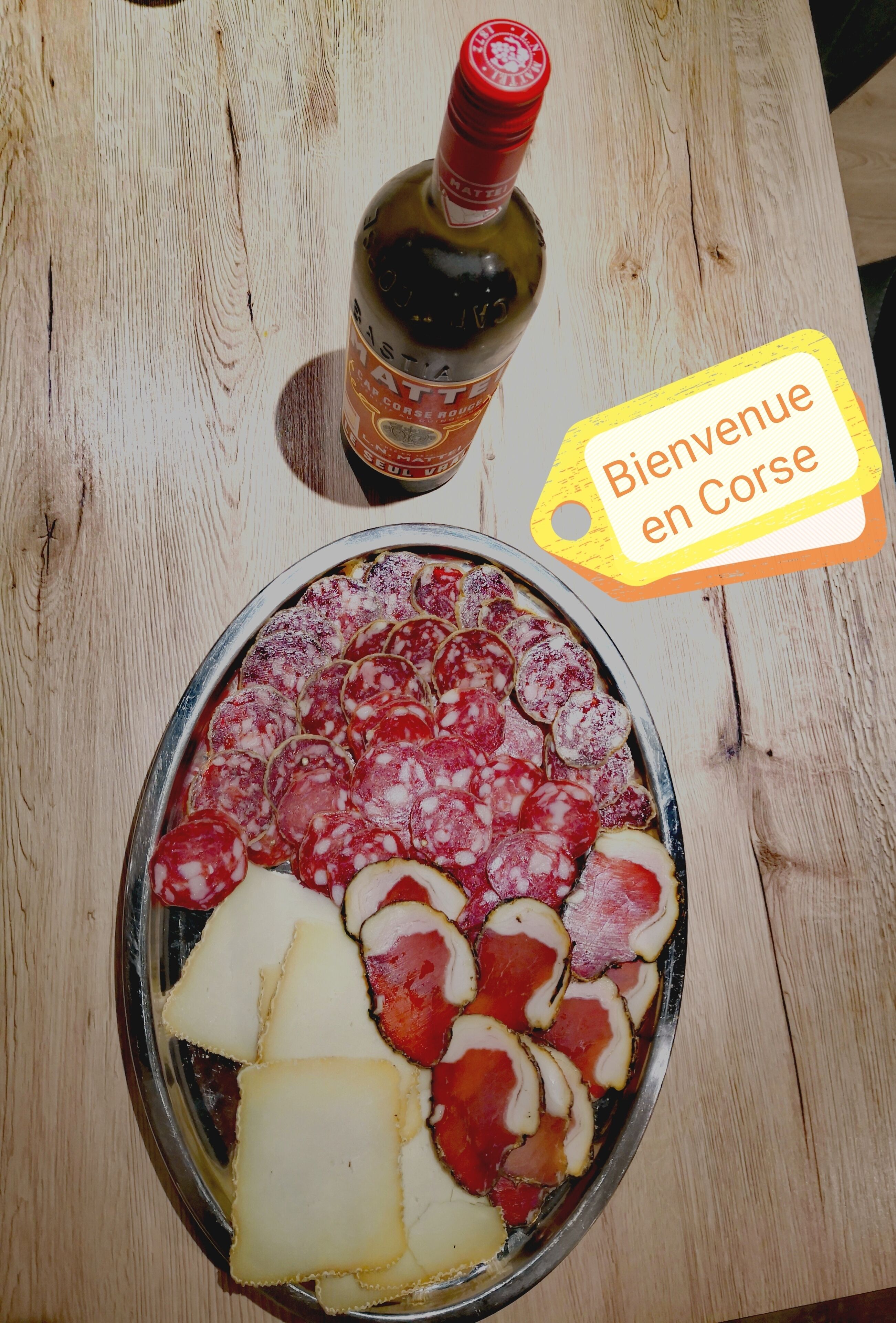 Comida y bebida