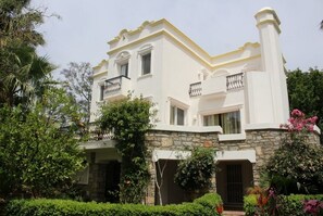 Façade de l’hébergement