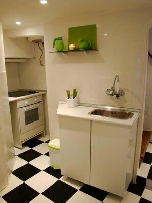 Apartment, 1 Schlafzimmer | Eigene Küche | Kühlschrank, Ofen, Herdplatte, Geschirrspüler