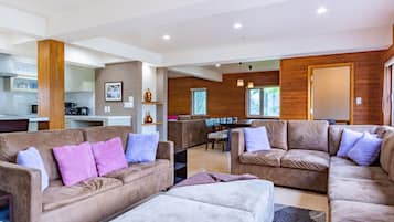 Rumah, beberapa kamar (8 Bedrooms) | Interior
