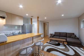 Apartment, 2 Bedrooms | Living area | Flat-screen TV, Netflix - Cisco Moon (Kutchan)