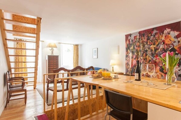 Apartment, 1 Schlafzimmer, Stadtblick (12) | Wohnzimmer