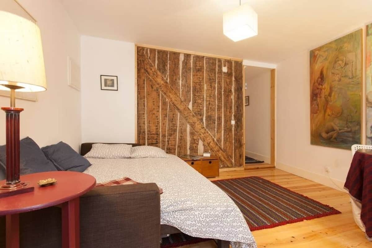 Studio, vue sur la ville (11) | Lit de bébé (gratuit), accès au Wi-Fi (inclus)