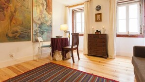 Studio, City View (11) | Living area - Lisboa Castelo (Lisbon)