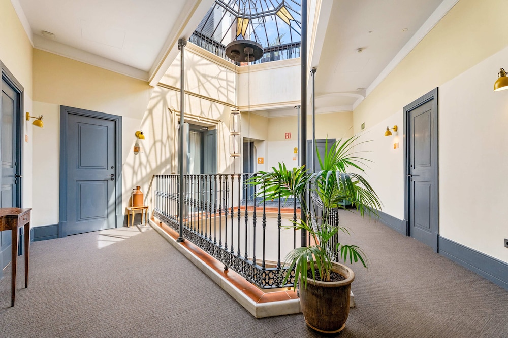 Joya del Casco Boutique Hotel by Shiadu by null