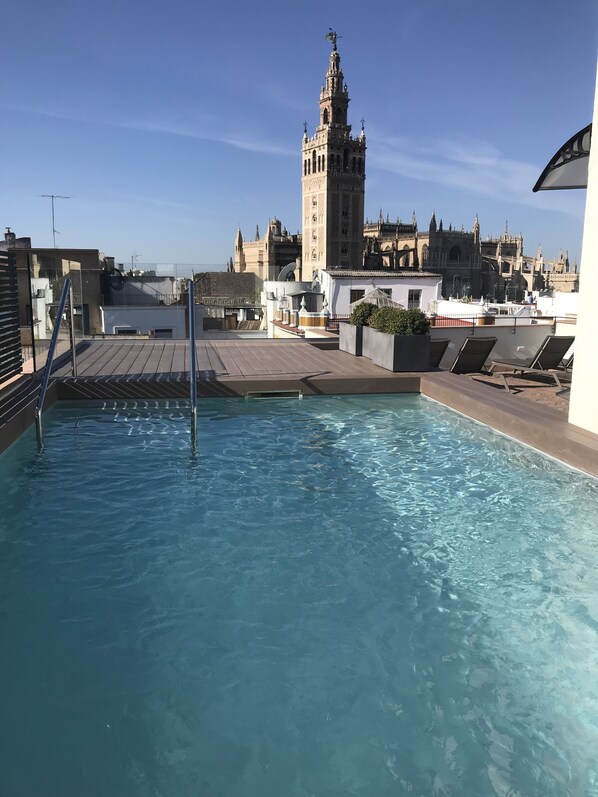 Book Joya del Casco Boutique Hotel in Seville