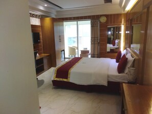 Superior Double or Twin Room | Premium bedding, pillowtop beds, in-room safe, desk - The H Hotel (Dhaka)