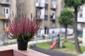 Courtyard view - Lola's Premium Apartment (Zagreb)