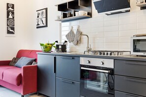 Private kitchen - Napoli Suite Caravaggio Apartment (Naples)
