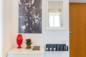 Appartement, 2 chambres | Repas dans la chambre