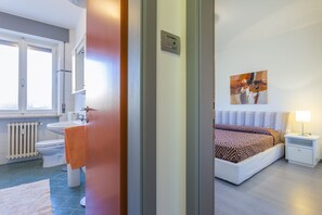 Apartment, 1 Bedroom | 1 bedroom, laptop workspace, iron/ironing board, free WiFi - La Casa del Giardin Grande (Udine)