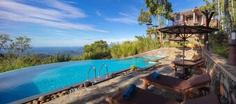 Dream Cliff Mountain Resort