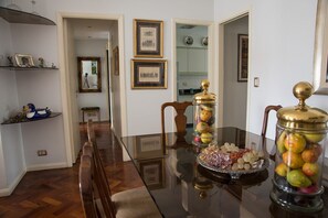 Dining - Quiet and safe apartment in Recoleta (Retiro, Recoleta)