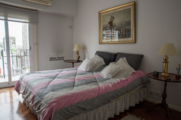2 bedrooms, in-room safe, iron/ironing board, WiFi