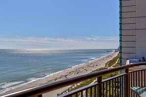 Property grounds - Direct oceanfront pools hot tubs downtown Myrtle Beach (Myrtle Beach)