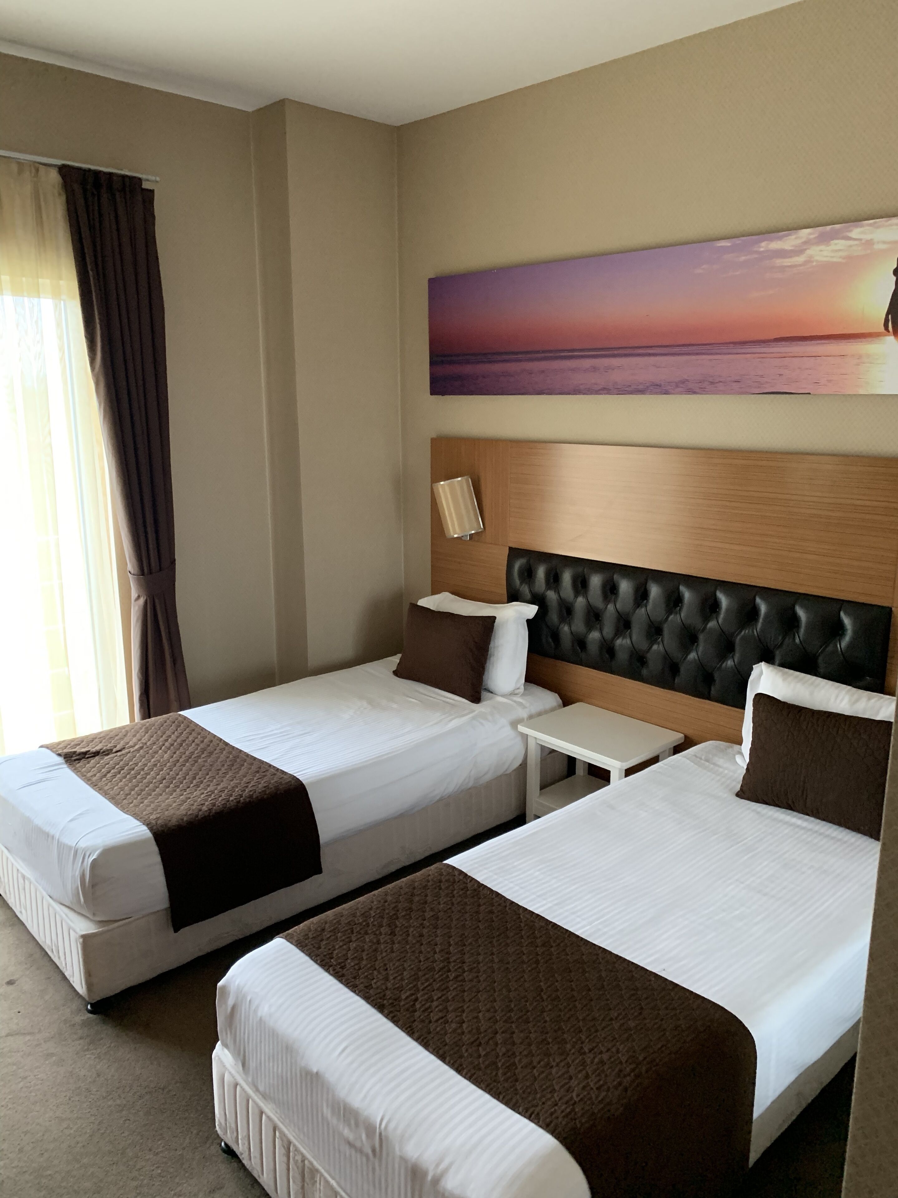 Classic Twin Room | Minibar, soundproofing, free cots/infant beds, free WiFi