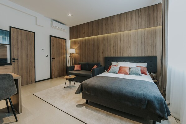 Desk, free WiFi, bed sheets - Apricot Luxe Apartments (Zagreb)