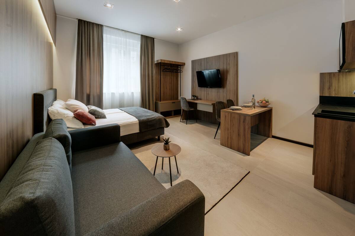 Desk, free WiFi, bed sheets