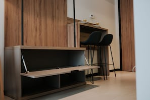 Studio | Restauration dans la chambre