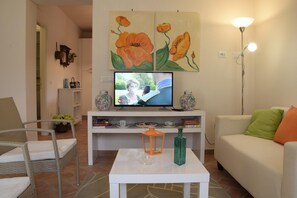 Villa, 3 chambres | Coin séjour