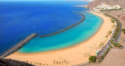 Casa de campo tradicional canaria situada en una hermosa finca en La Orotava