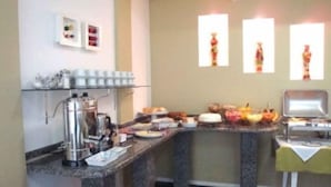 Bữa sáng buffet