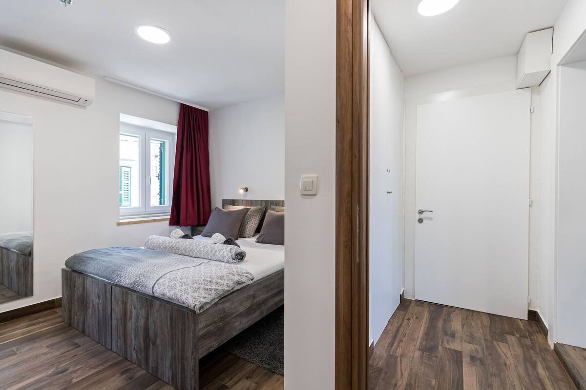 Deluxe-Doppel- oder -Zweibettzimmer