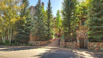 Appartement, 2 slaapkamers | Terrein van de accommodatie