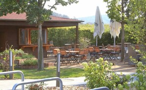 Terrace/patio - Landhotel Buchenkrug (Halle Westphalia)
