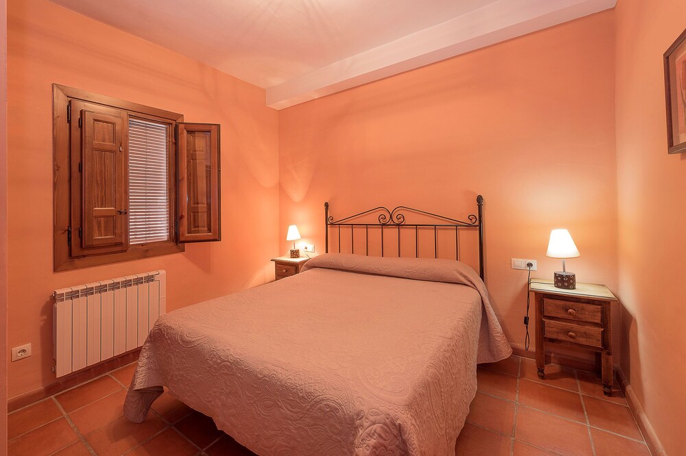CARRASCO HOUSE / CASERÍO DEL COLMENAR