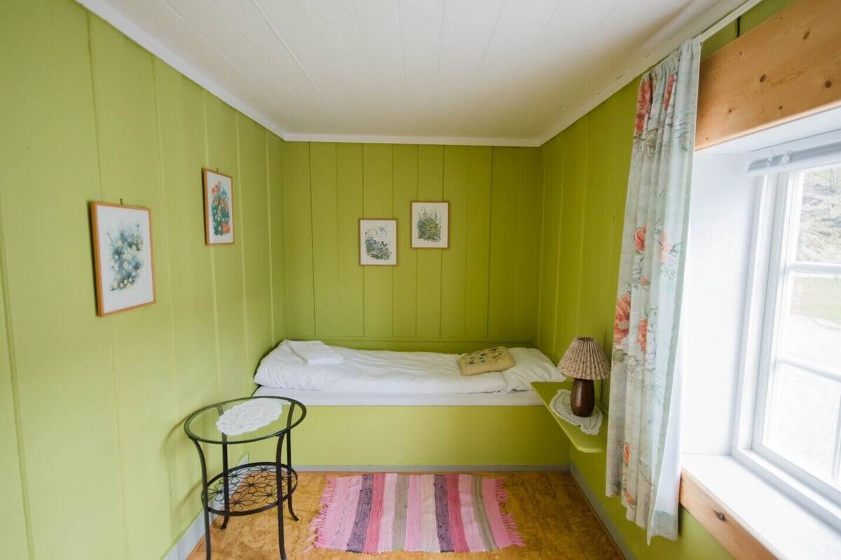 Wifi gratis, decoración personalizada y muebles diferentes